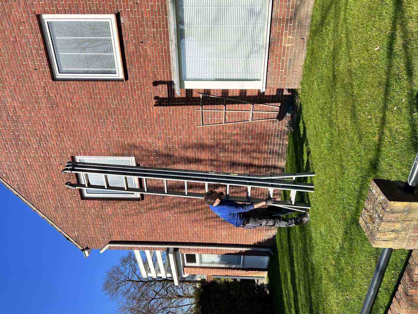 Enkhuizen schoorsteenveger huis ladder